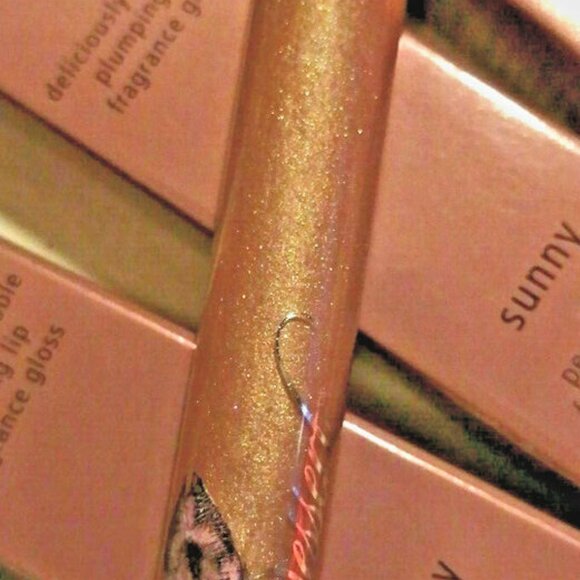 Jessica Simpson Dessert Beauty Lip Gloss - Picture 2 of 3